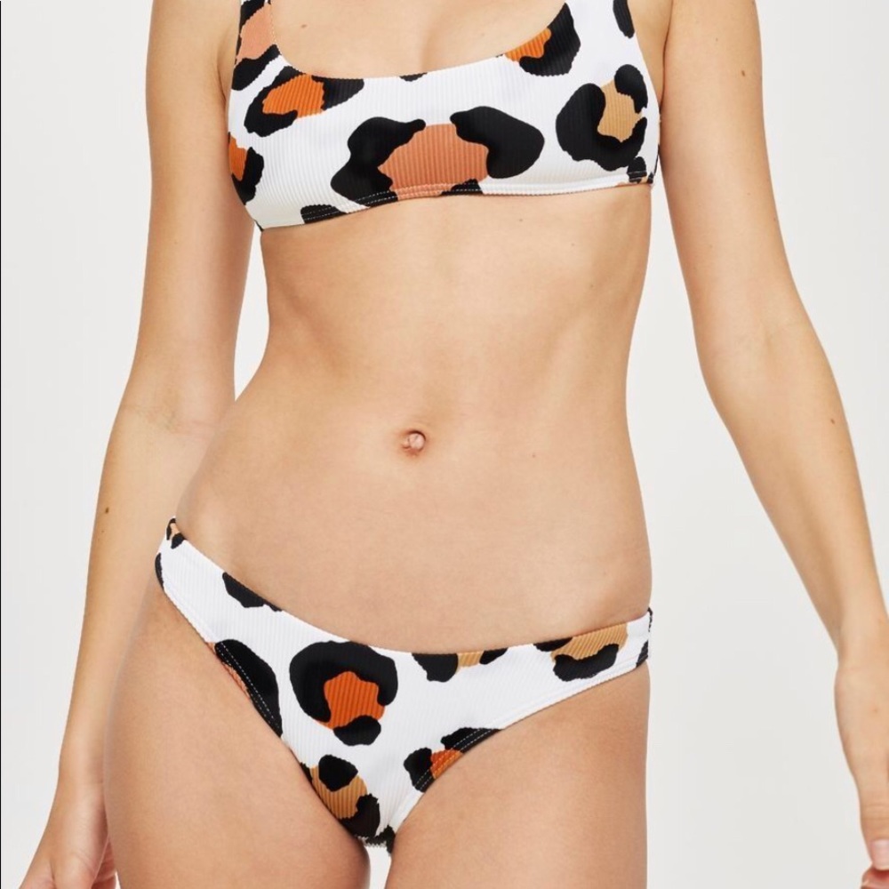 Top shop leopard bikini NWT never worn